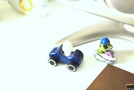 前の写真のサムネイル：爆走自動車